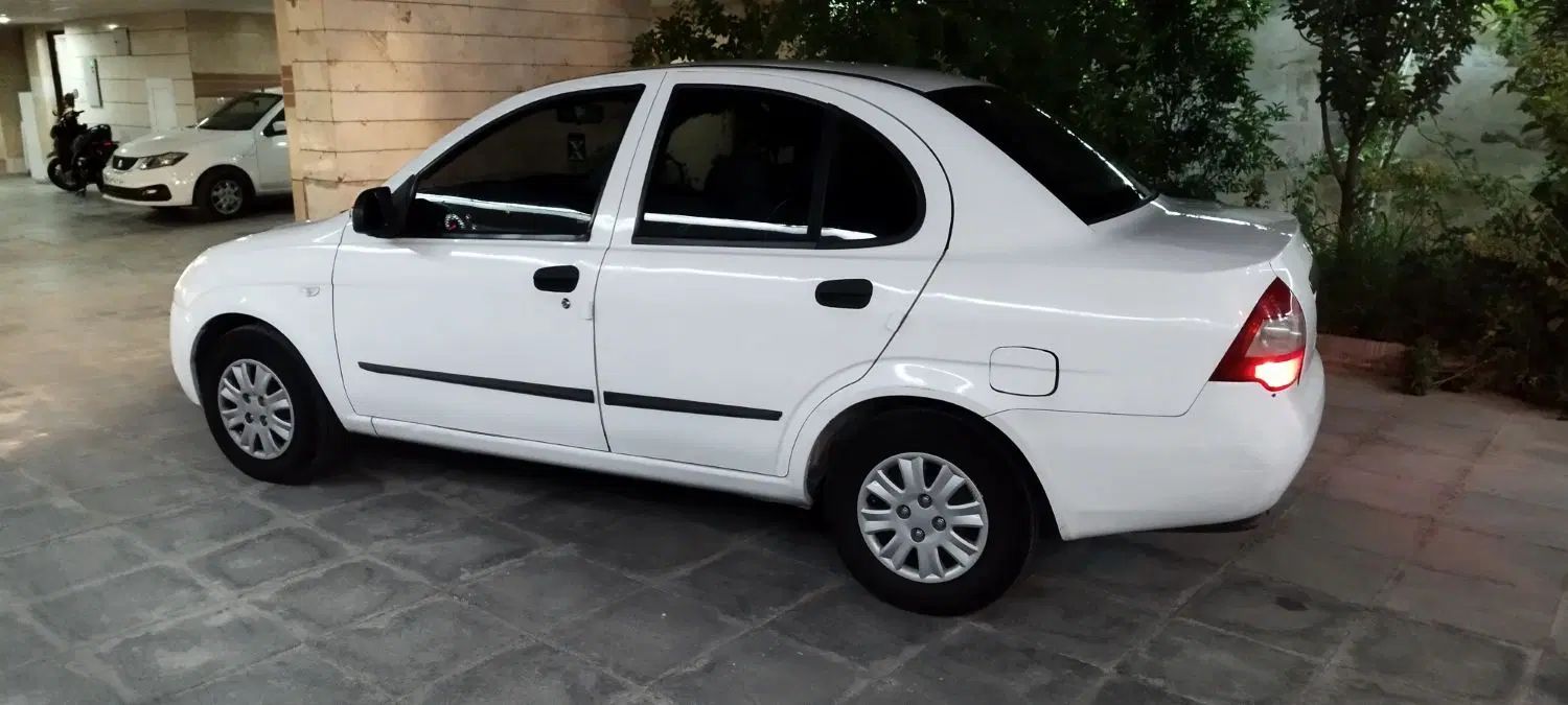 تیبا صندوق دار SX - 1398