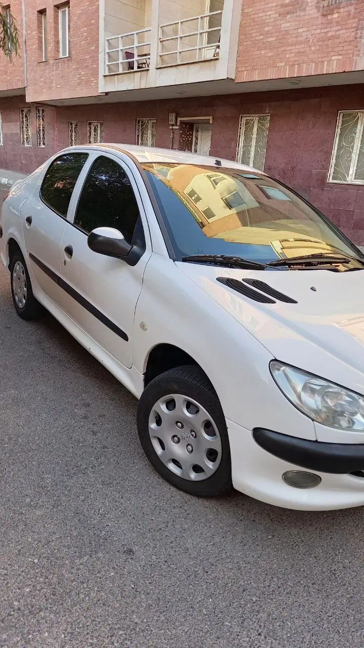 پژو ۲۰۶ صندوق دار v8 - 1395