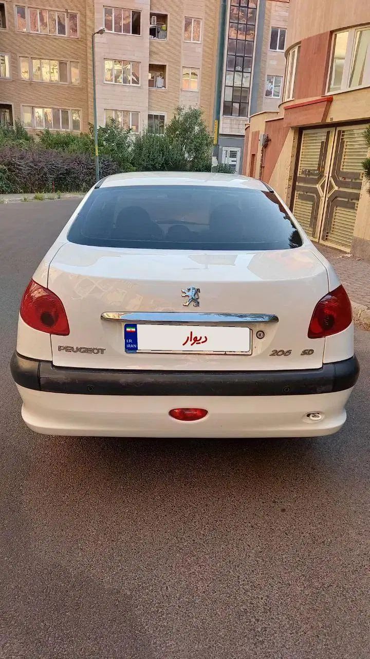 پژو ۲۰۶ صندوق دار v8 - 1395