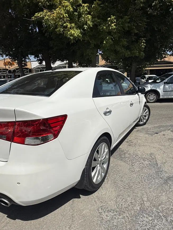 کیا سراتو 2.0 لیتر اتوماتیک GT لاین - 2012