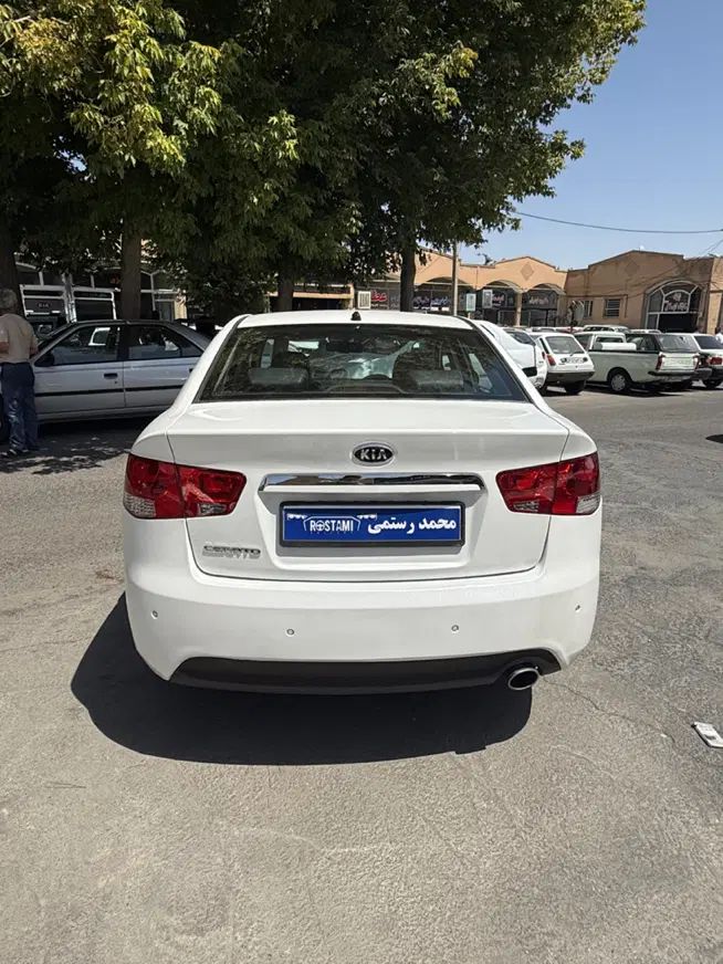کیا سراتو 2.0 لیتر اتوماتیک GT لاین - 2012
