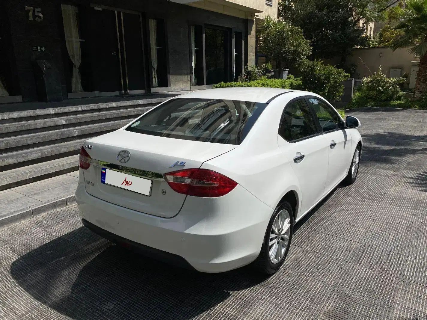 جک J5 اتوماتیک - 1394