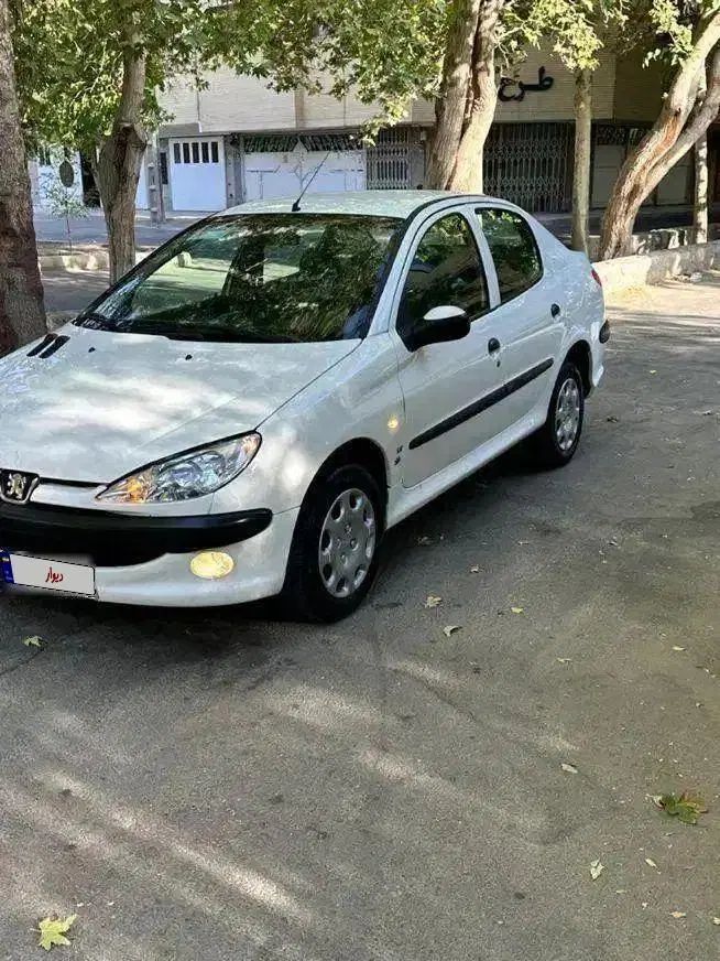پژو ۲۰۶ صندوق دار v8 - 1393
