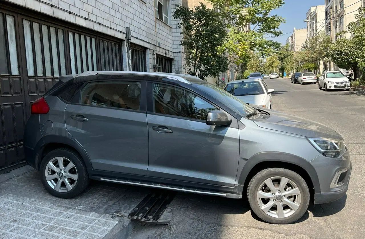 خودرو ام وی ام، X22 آگهی ann_20076364
