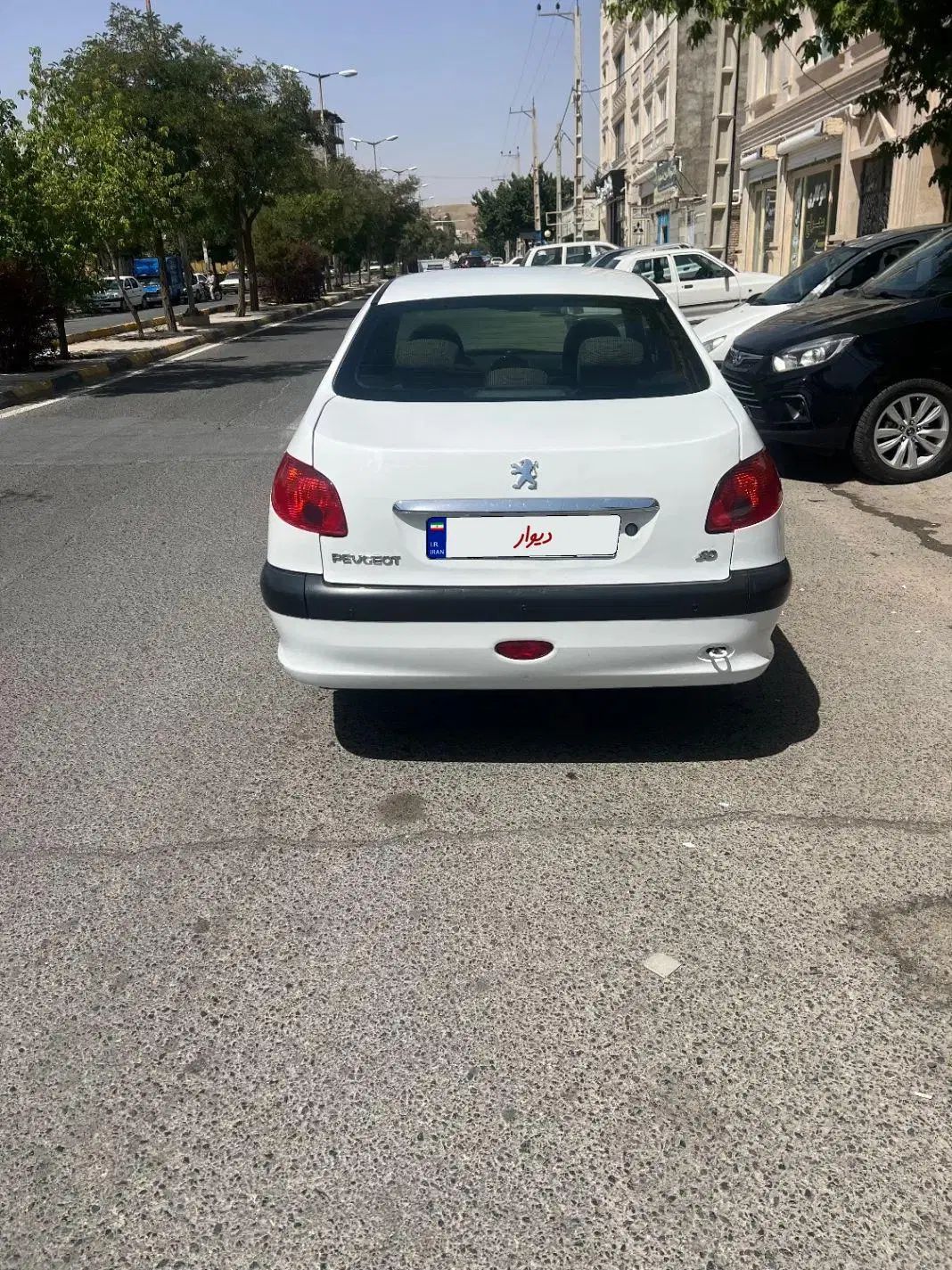 پژو ۲۰۶ صندوق دار v8 - 1398