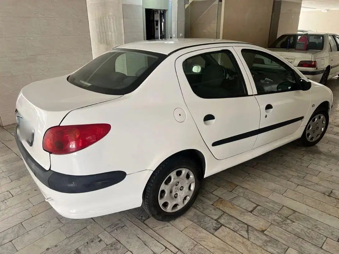 پژو ۲۰۶ صندوق دار v8 - 1394