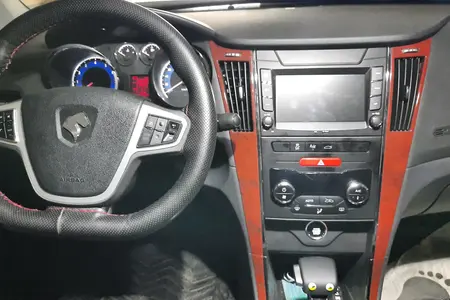 دنا پلاس توربو ۶ دنده EF7p - 1403