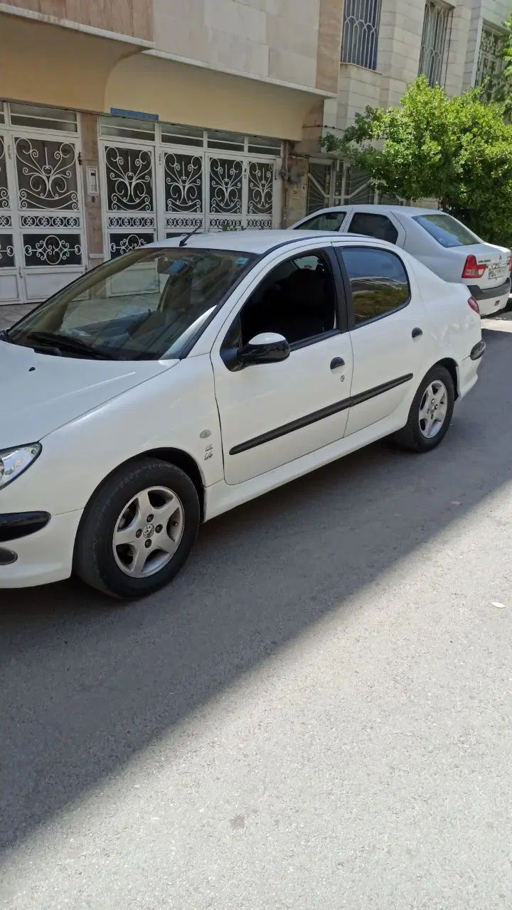 خودرو پژو، ۲۰۶ صندوق دار آگهی ann_20076543