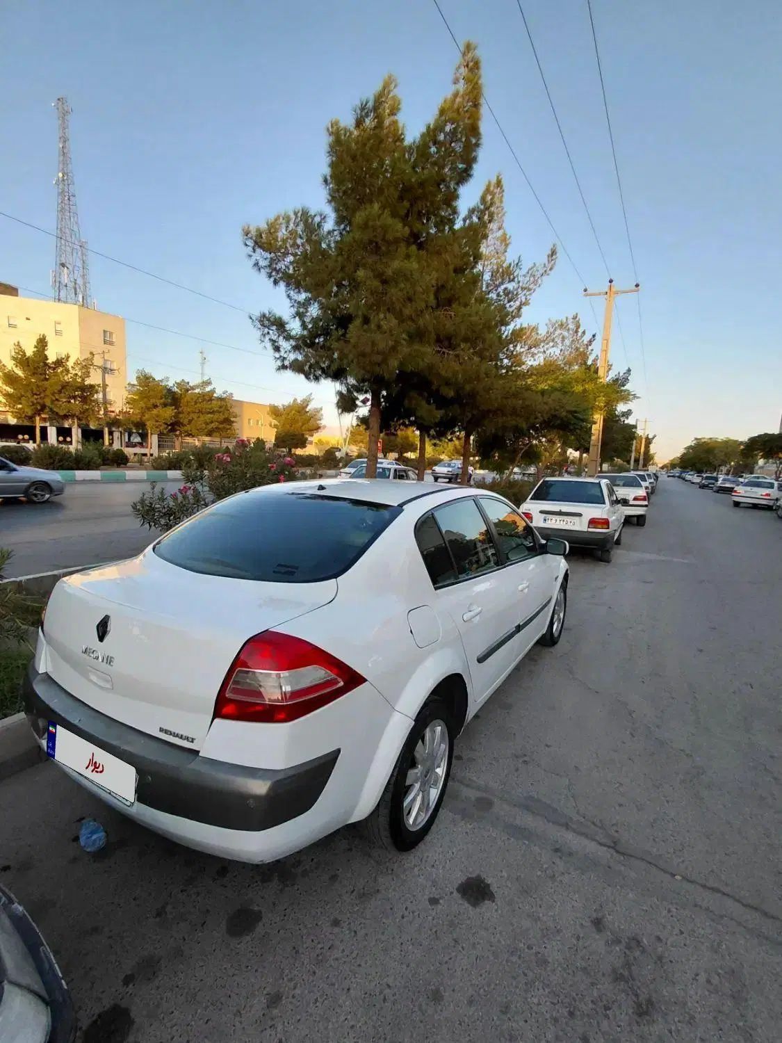 رنو مگان پارس خودرو 2000 - 1390