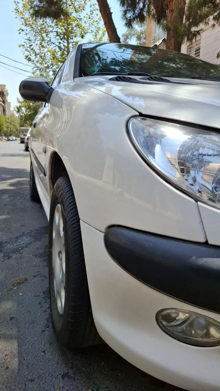 پژو ۲۰۶ صندوق دار v8 - 1394