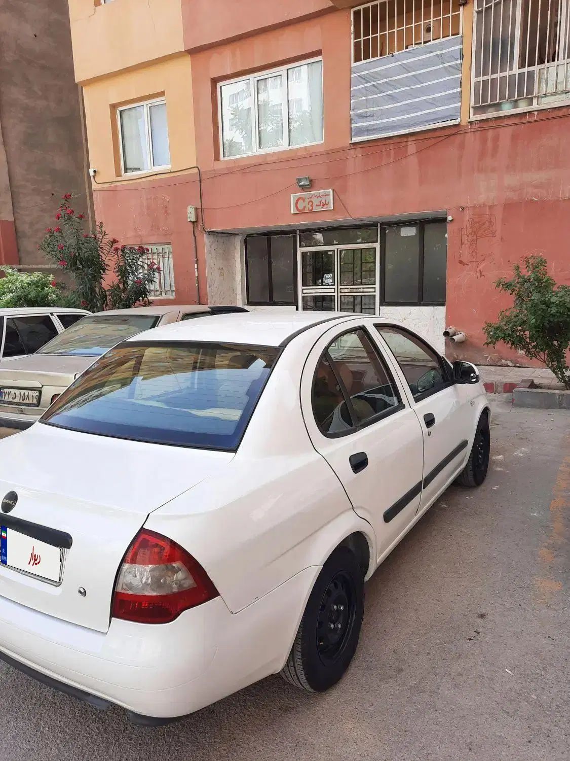 تیبا صندوق دار EX - 1395