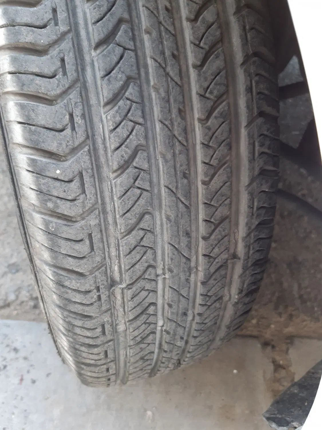 تیبا صندوق دار SX - 1392