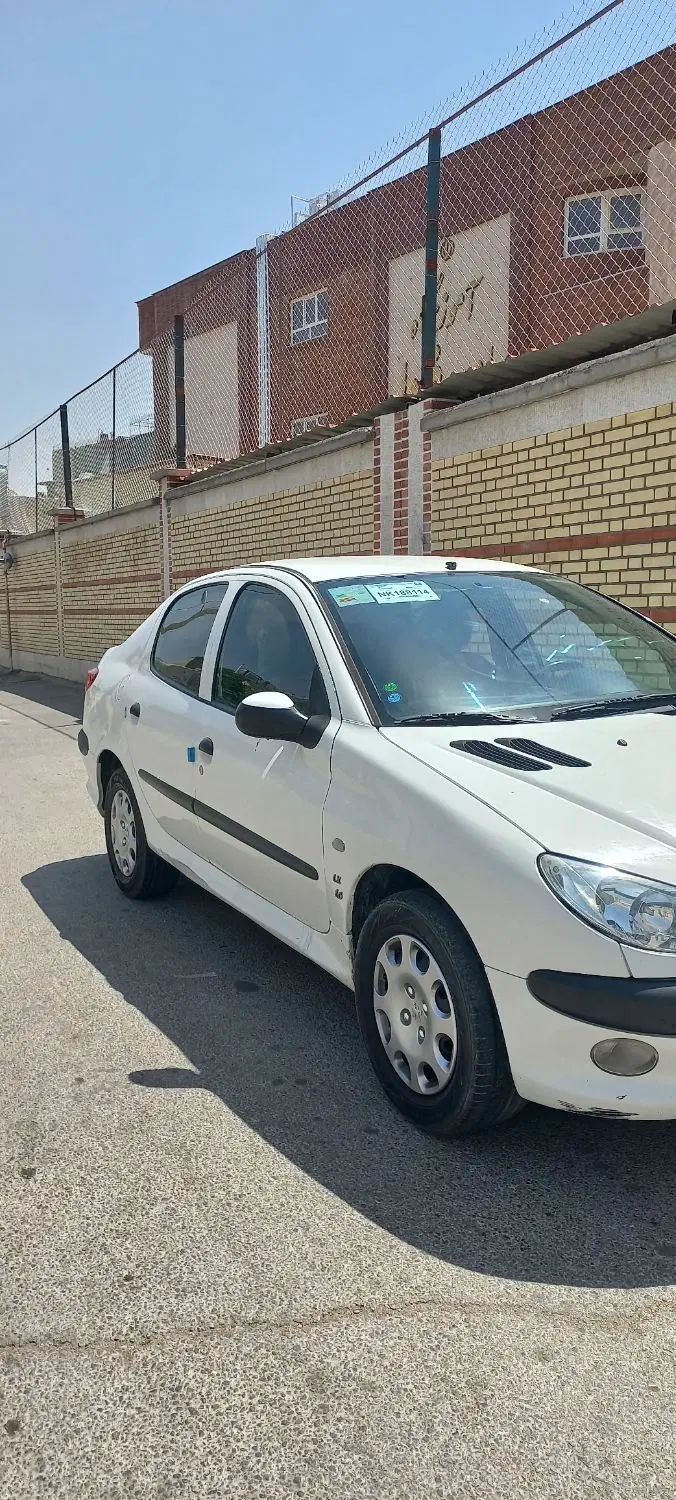 پژو ۲۰۶ صندوق دار v8 - 1390