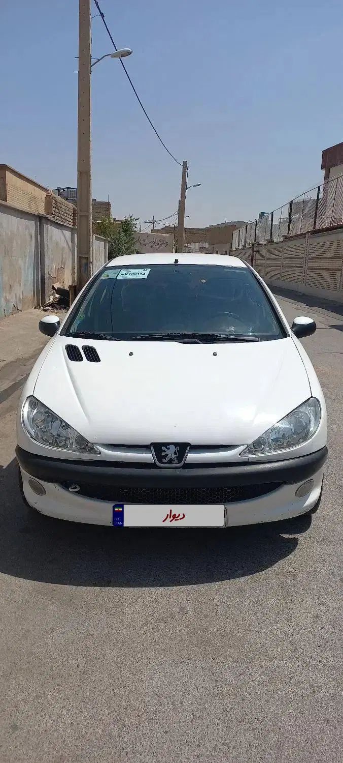 پژو ۲۰۶ صندوق دار v8 - 1390