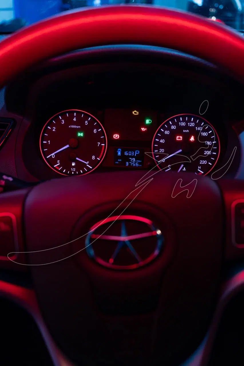 جک J4 اتوماتیک ساده - 1404
