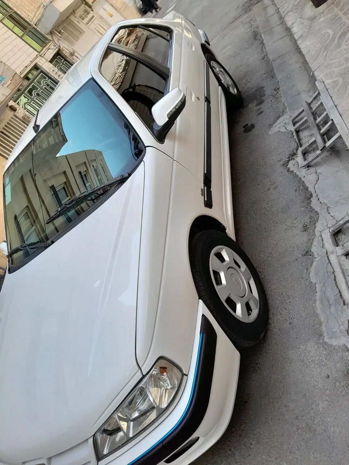 خودرو پژو، پارس آگهی ann_20077274