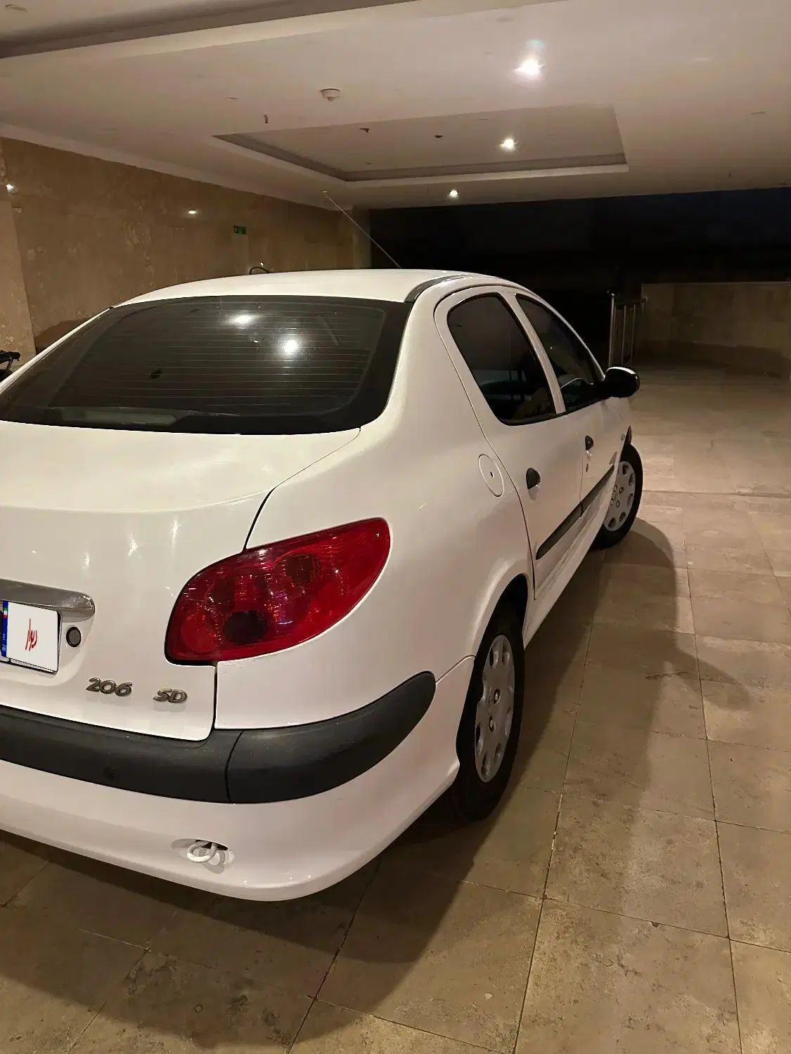 پژو ۲۰۶ صندوق دار v8 - 1393