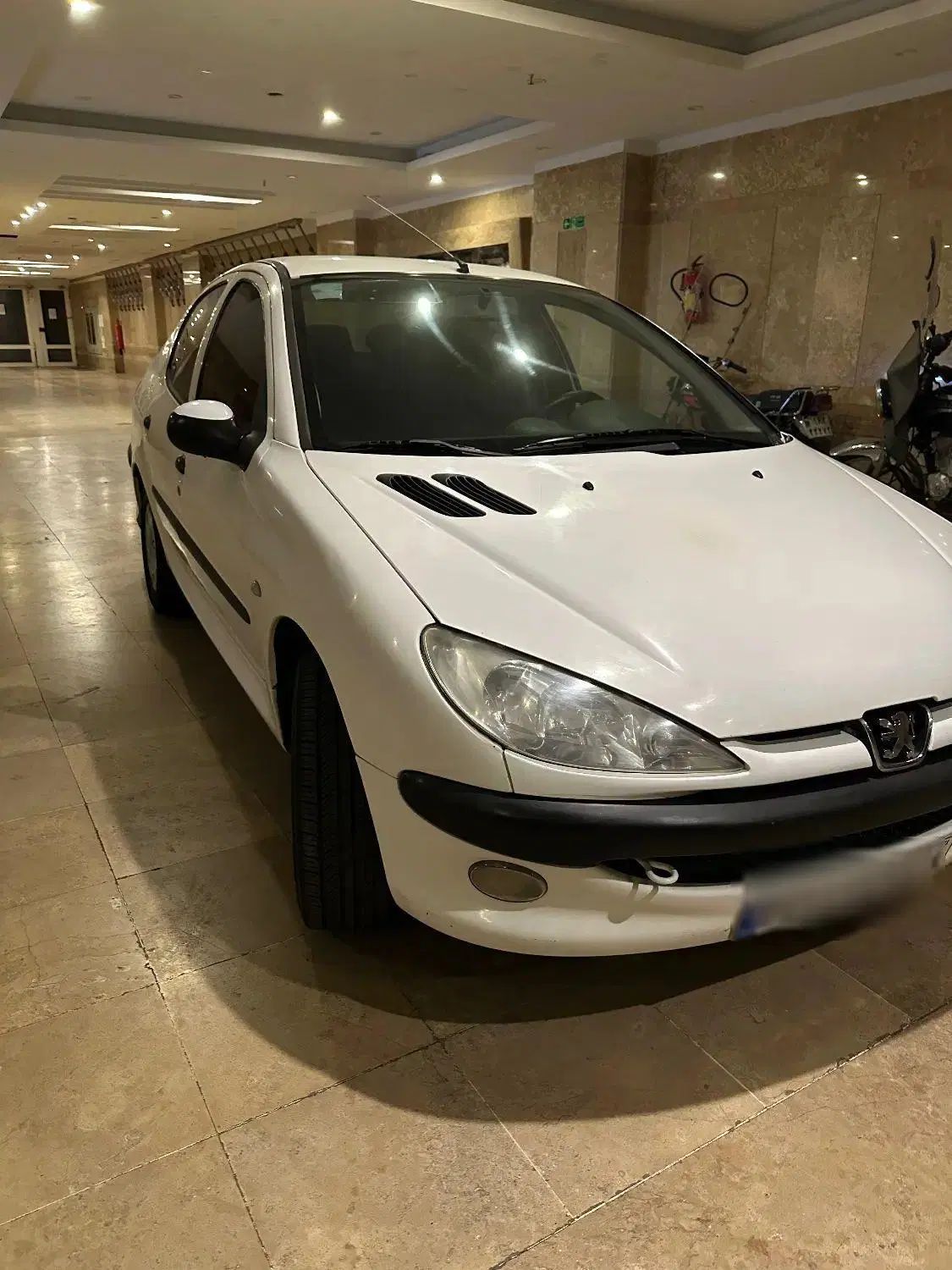 پژو ۲۰۶ صندوق دار v8 - 1393