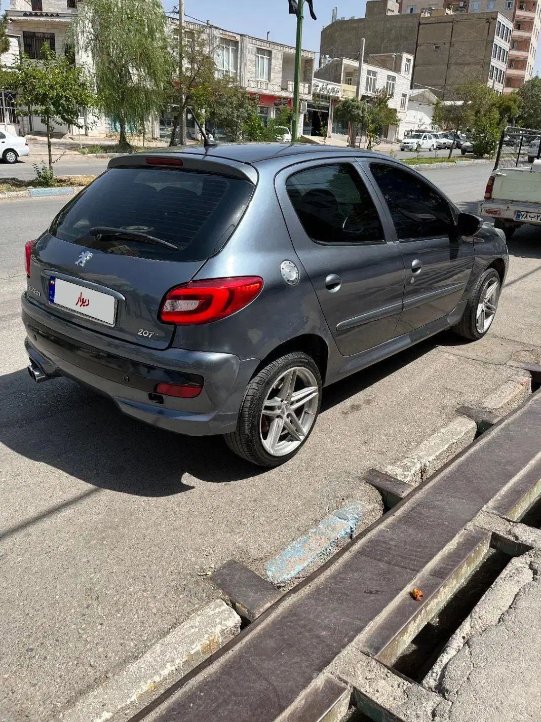پژو 207 دنده‌ای فرمان هیدرولیک - 1390