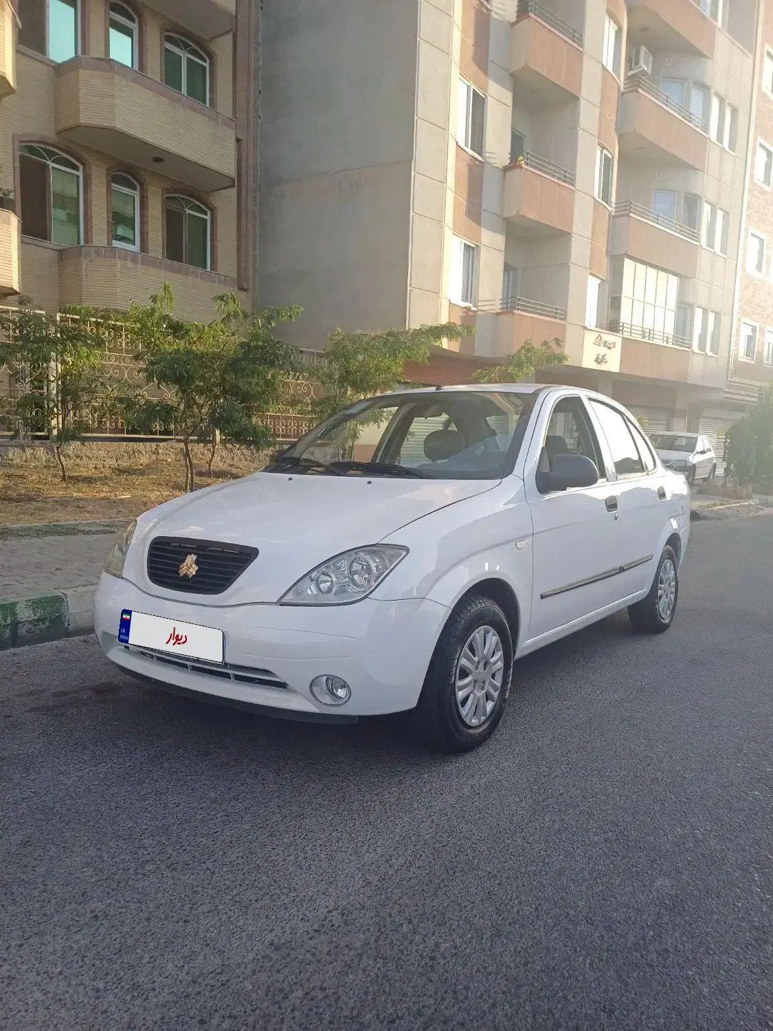 تیبا صندوق دار SX - 1398
