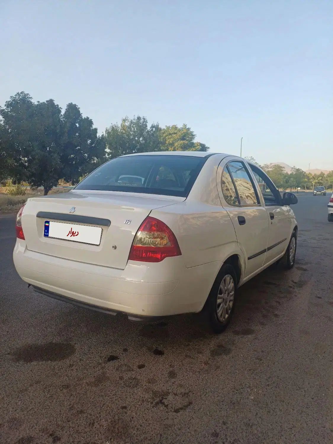 تیبا صندوق دار SX - 1398