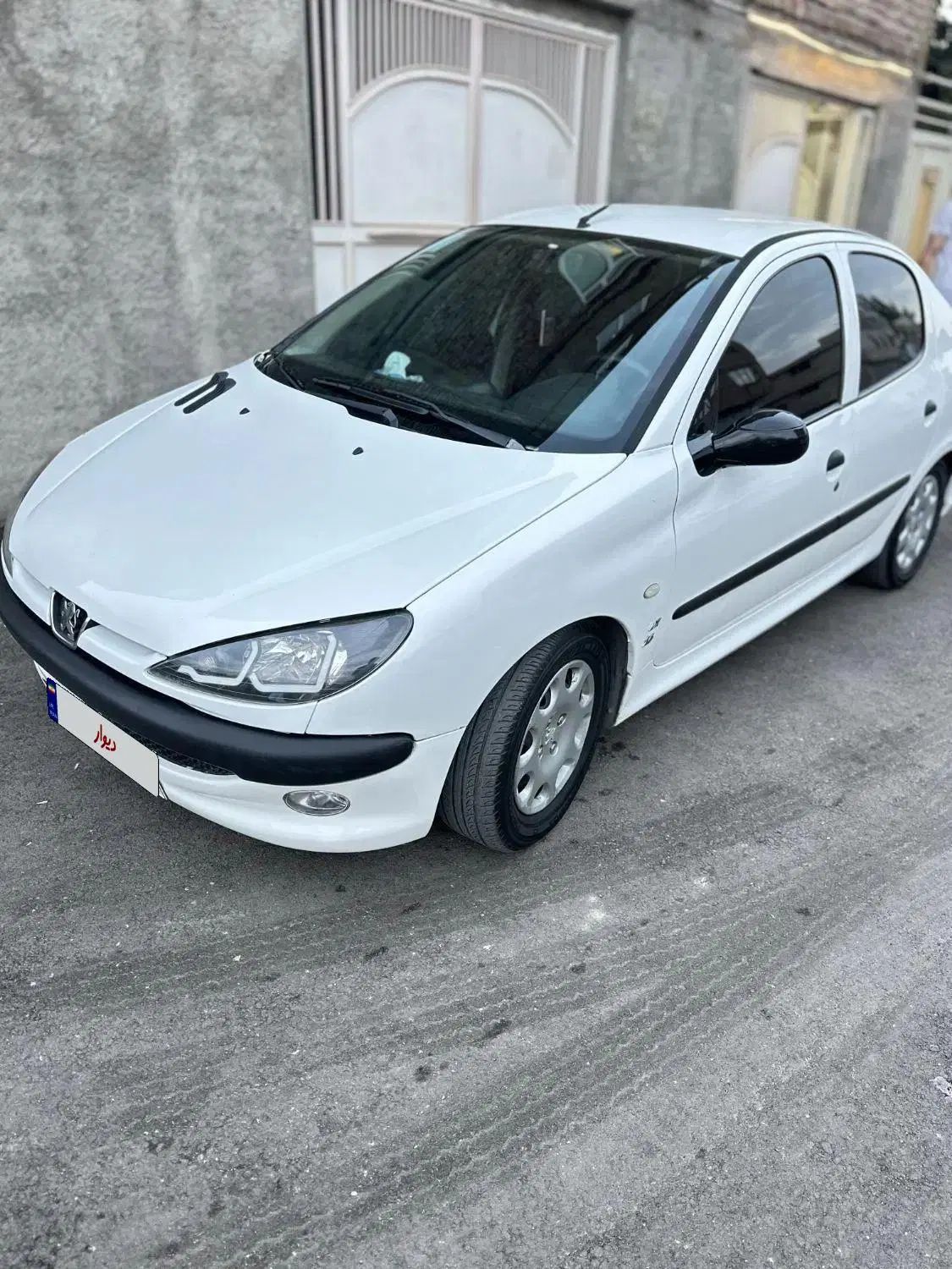 پژو ۲۰۶ صندوق دار v8 - 1394