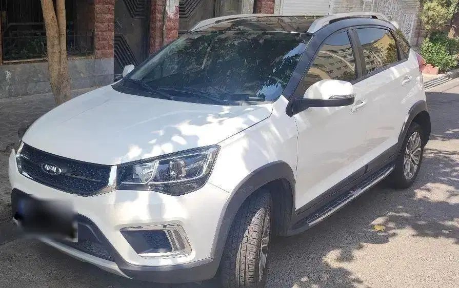 ام وی ام X22 اتوماتیک اسپرت لاکچری - 1400