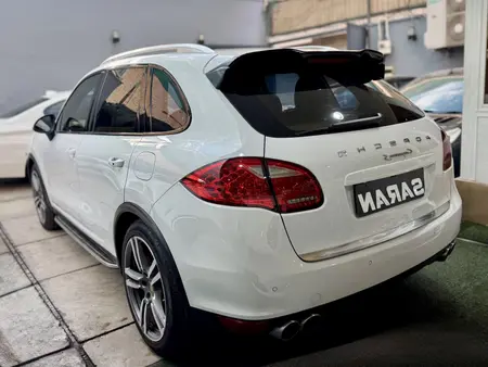 پورشه کاین GTS - 2012
