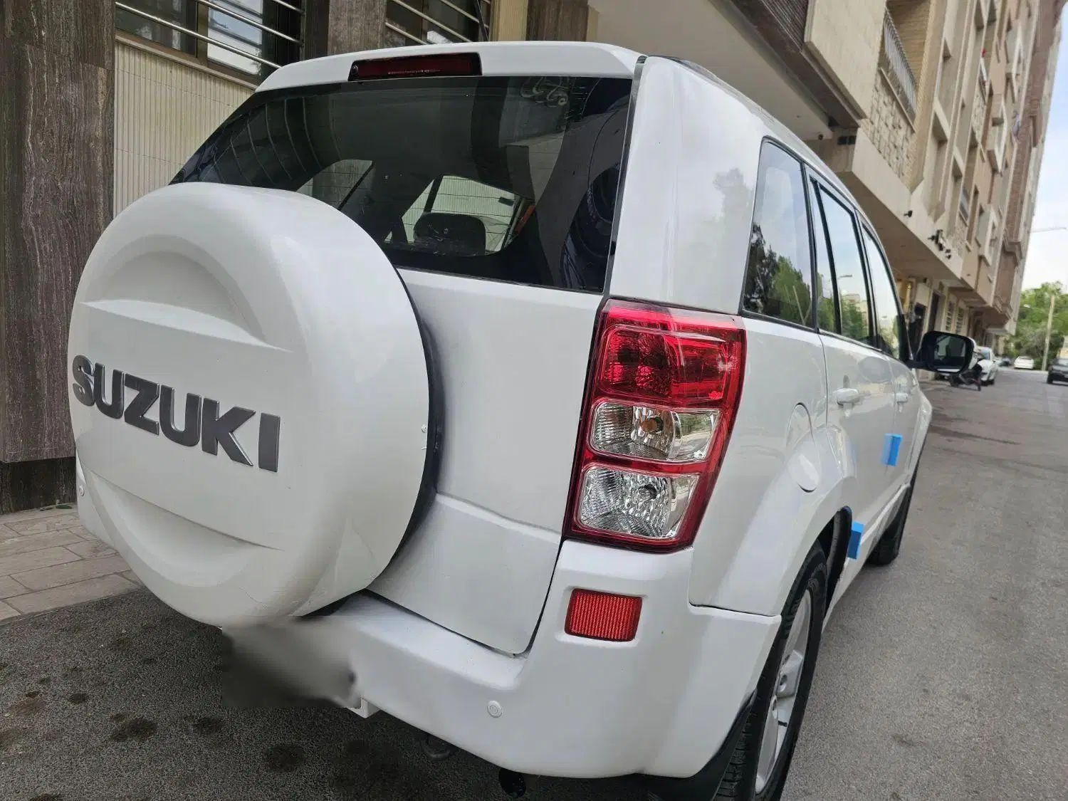 سوزوکی ویتارا ایران خودرو 2400 اتوماتیک - 1389