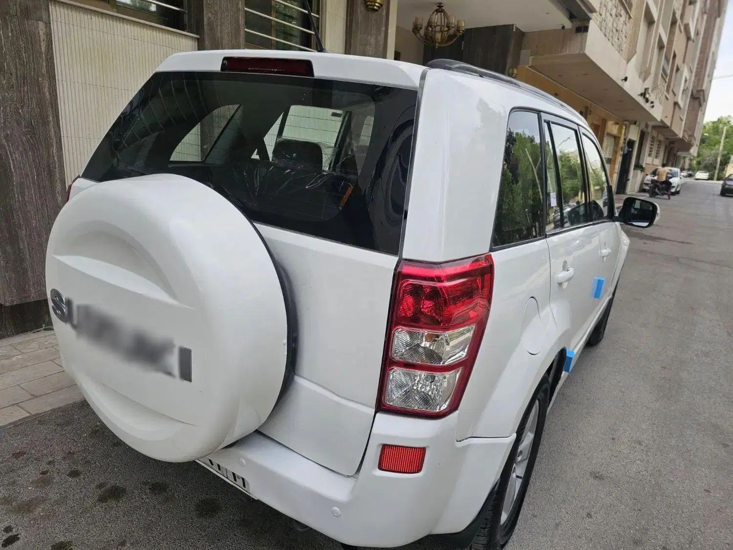 سوزوکی ویتارا ایران خودرو 2400 اتوماتیک - 1389