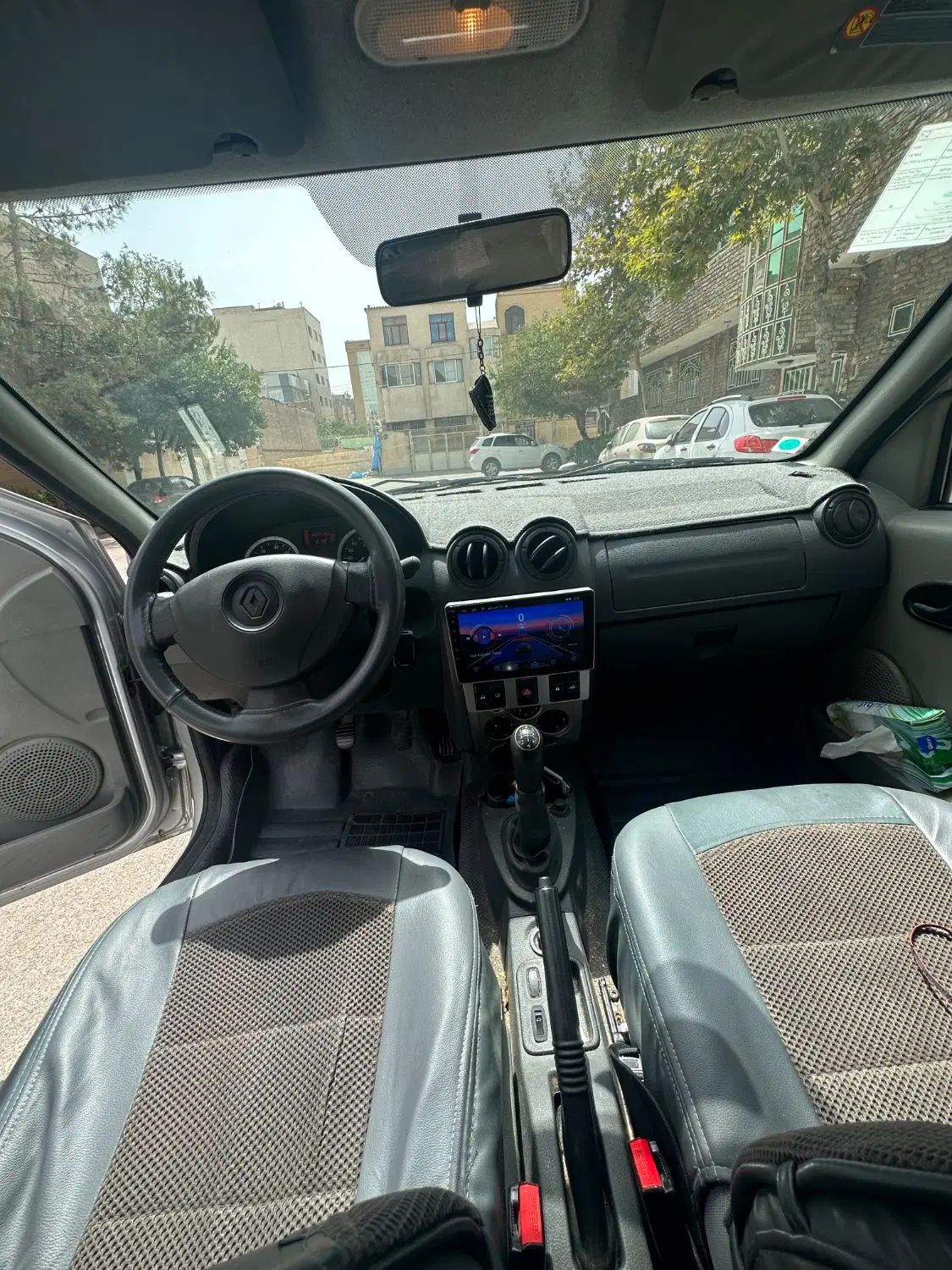 رنو تندر 90 E2 - 1396