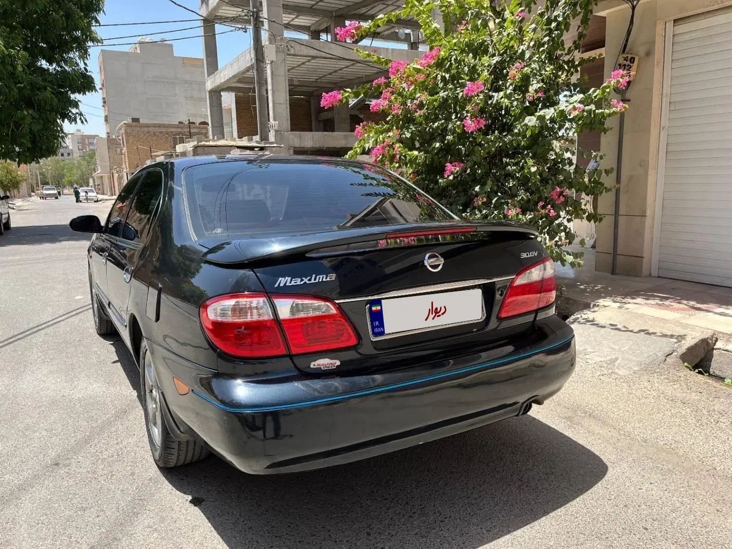 نیسان ماکسیما دنده‌ای - 1381