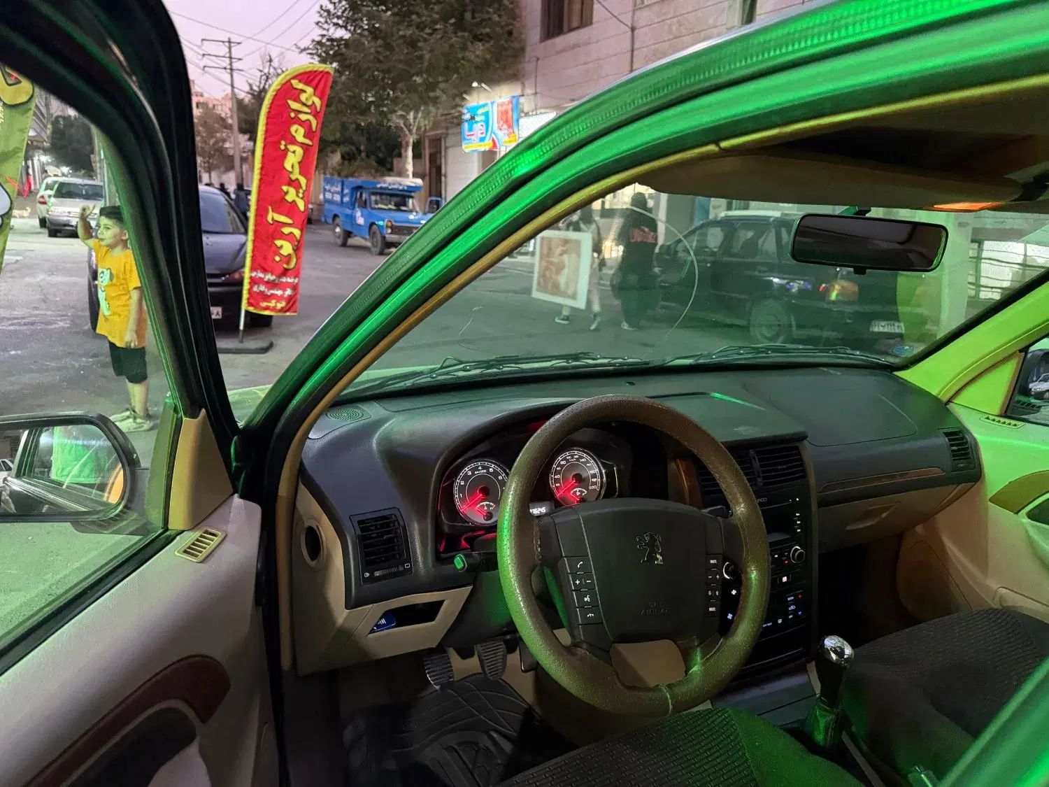 پژو پارس سال - 1393
