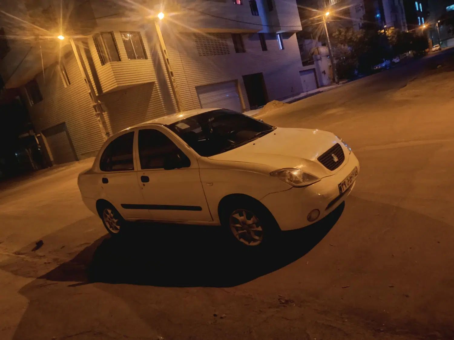تیبا صندوق دار EX - 1395