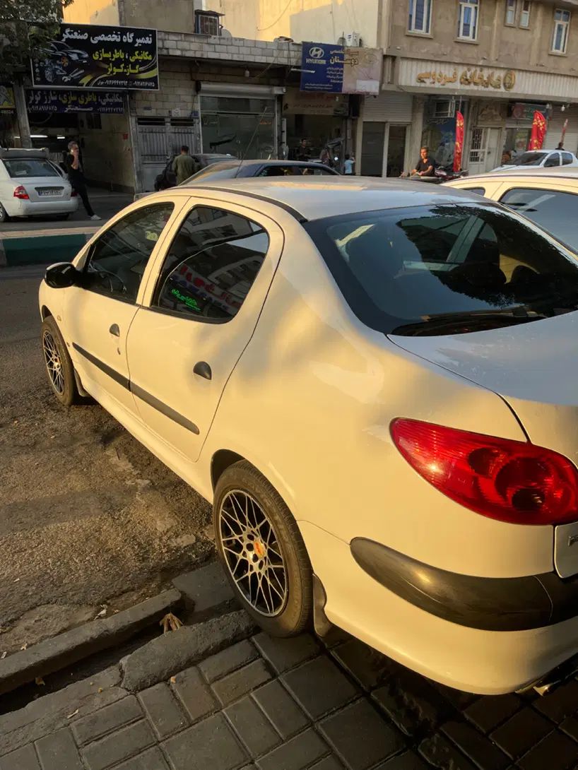 پژو ۲۰۶ صندوق دار v8 - 1395