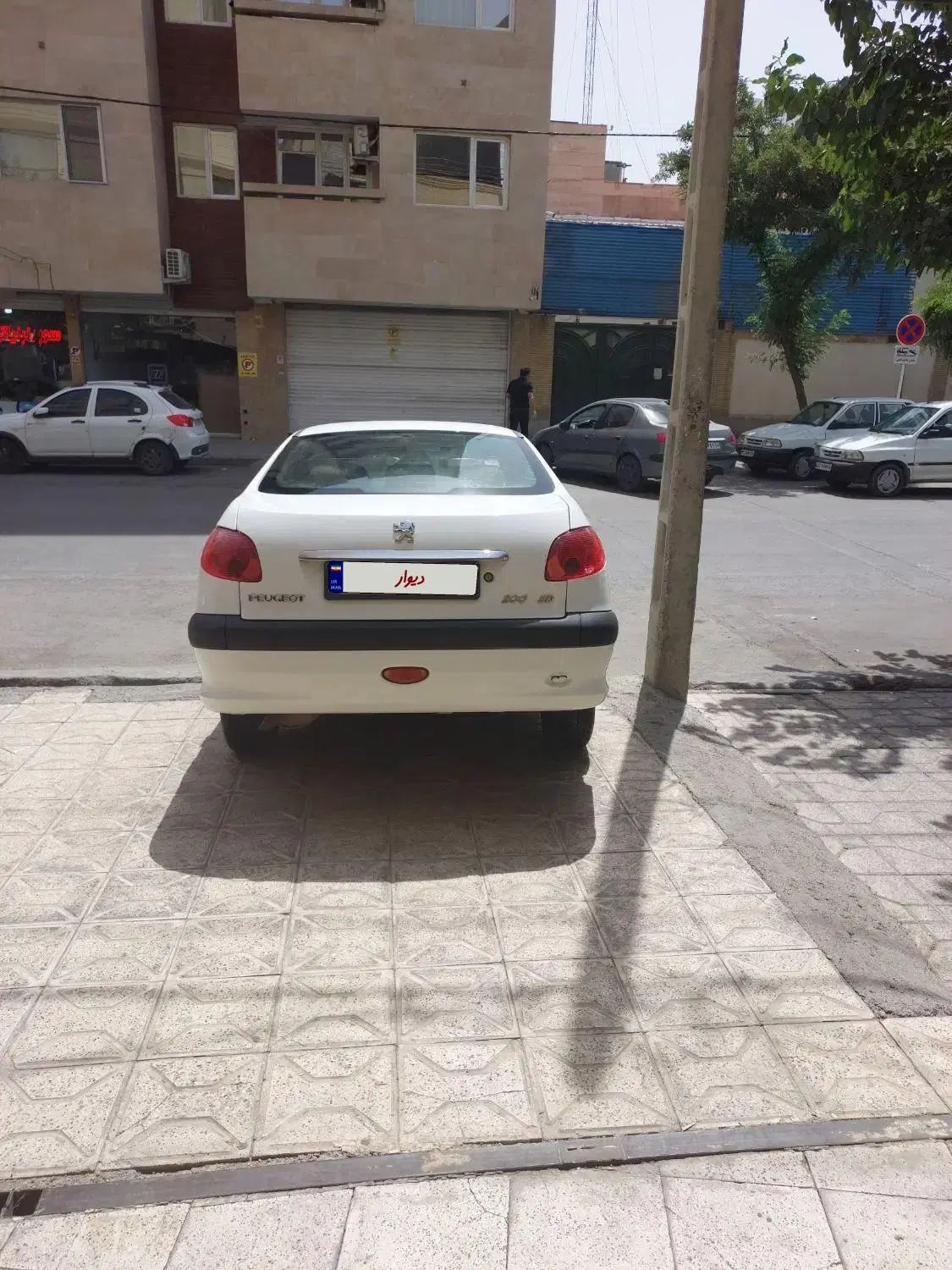 پژو ۲۰۶ صندوق دار v8 - 1395