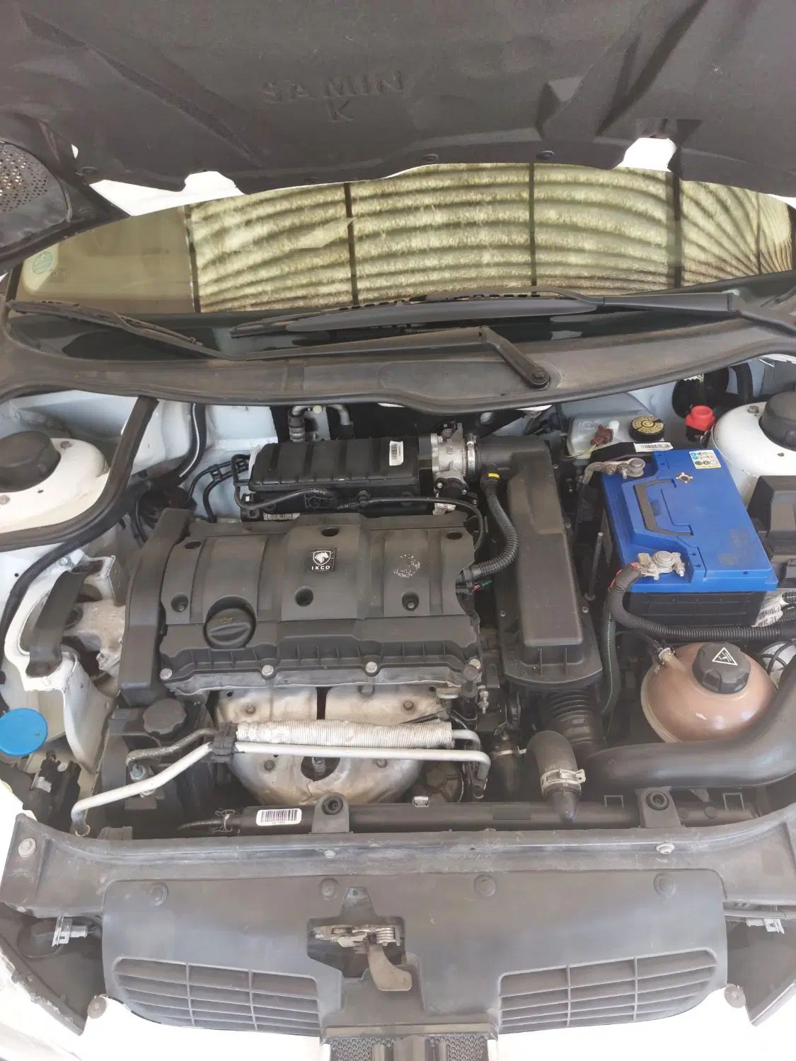 پژو ۲۰۶ صندوق دار v8 - 1395