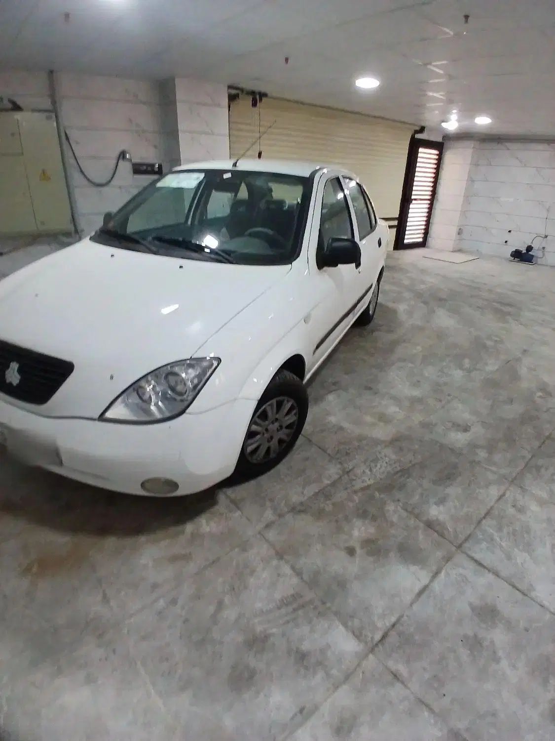 تیبا صندوق دار SX - 1398
