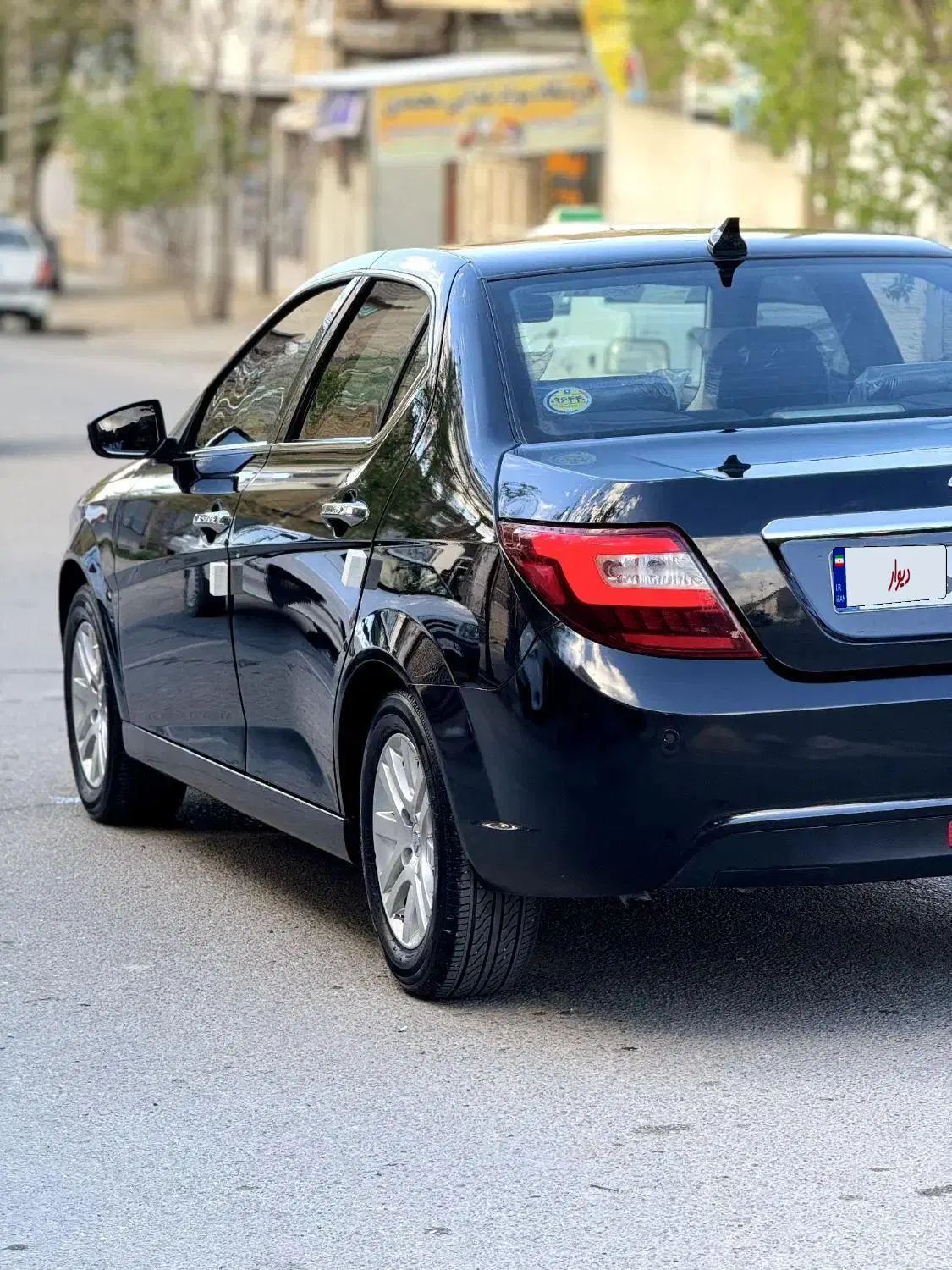 دنا پلاس تیپ ۲ سانروف ۴ ایربگ - 1400
