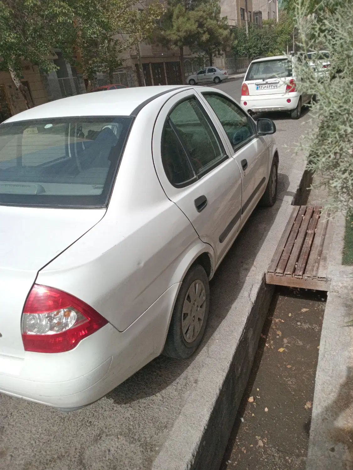 تیبا صندوق دار SX - 1393