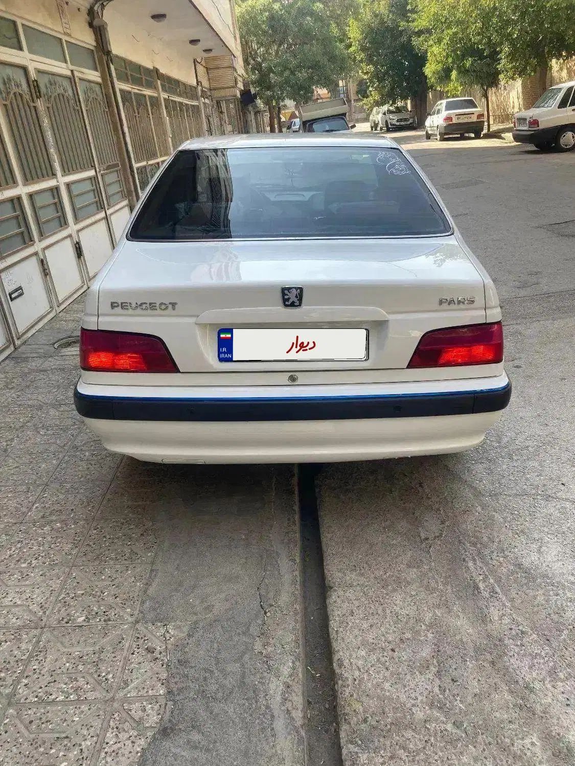 پژو پارس XU7P - 1402