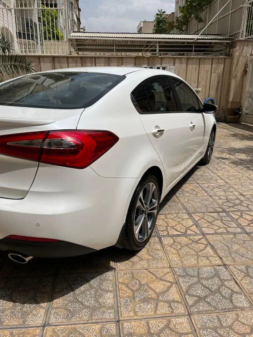 کیا سراتو 2.0 لیتر اتوماتیک GT لاین - 2016