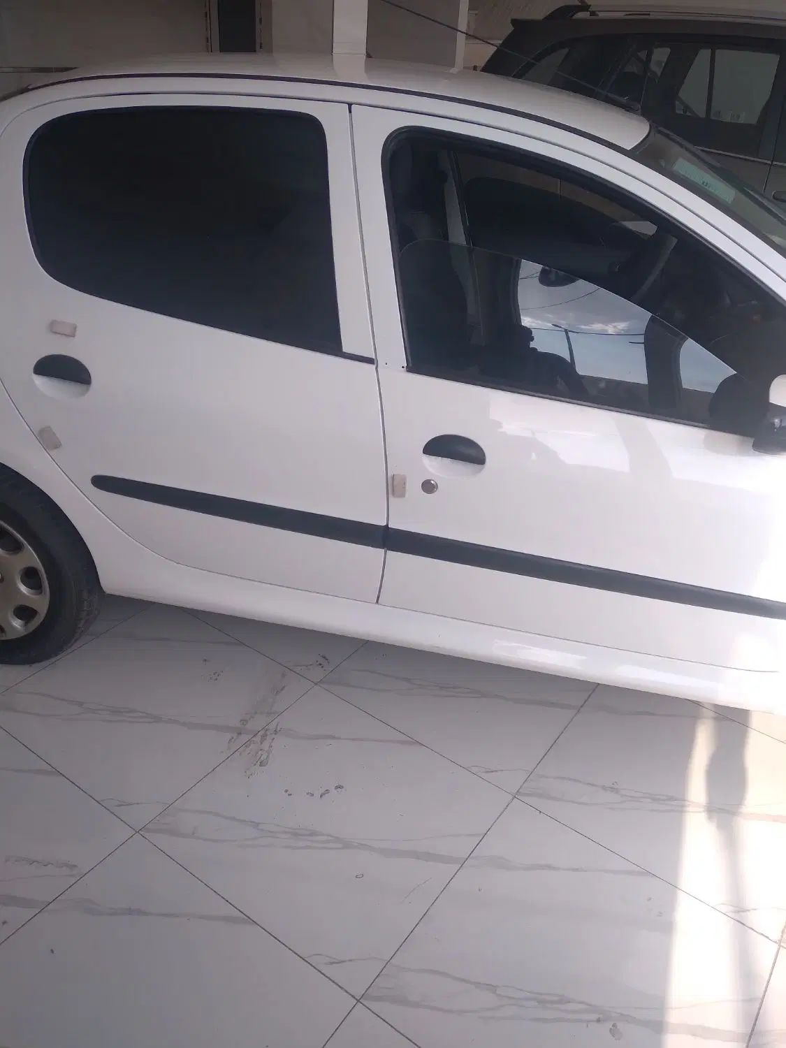 پژو ۲۰۶ صندوق دار v8 - 1395