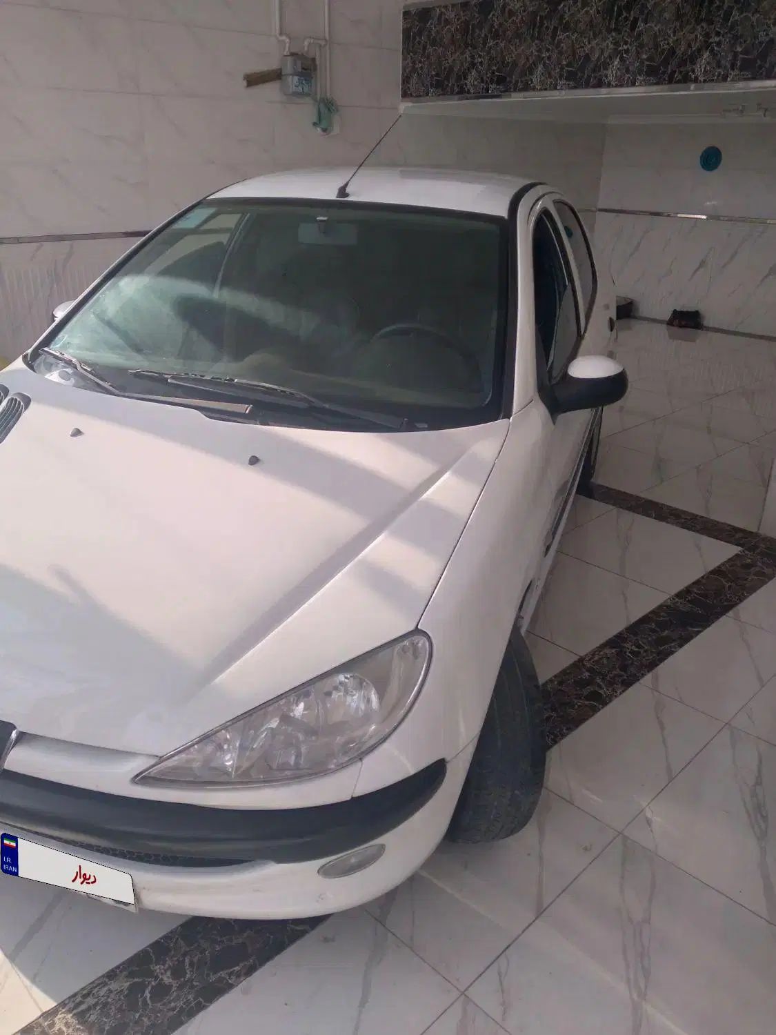 پژو ۲۰۶ صندوق دار v8 - 1395