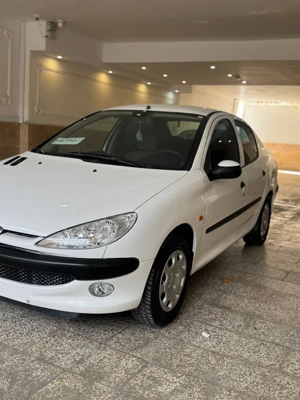 پژو ۲۰۶ صندوق دار v8 - 1396