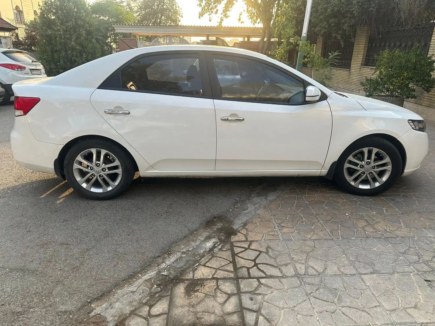 کیا سراتو 2.0 لیتر اتوماتیک GT لاین - 2018