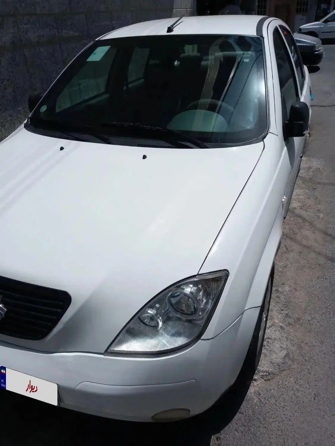 تیبا صندوق دار SX - 1401