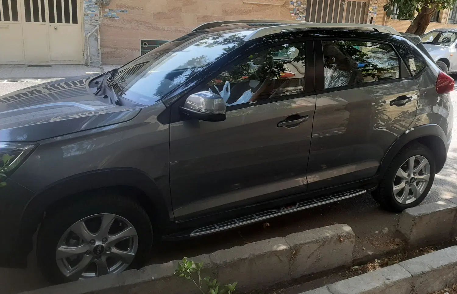 ام وی ام X22 دنده ای اسپرت لاکچری - 1401