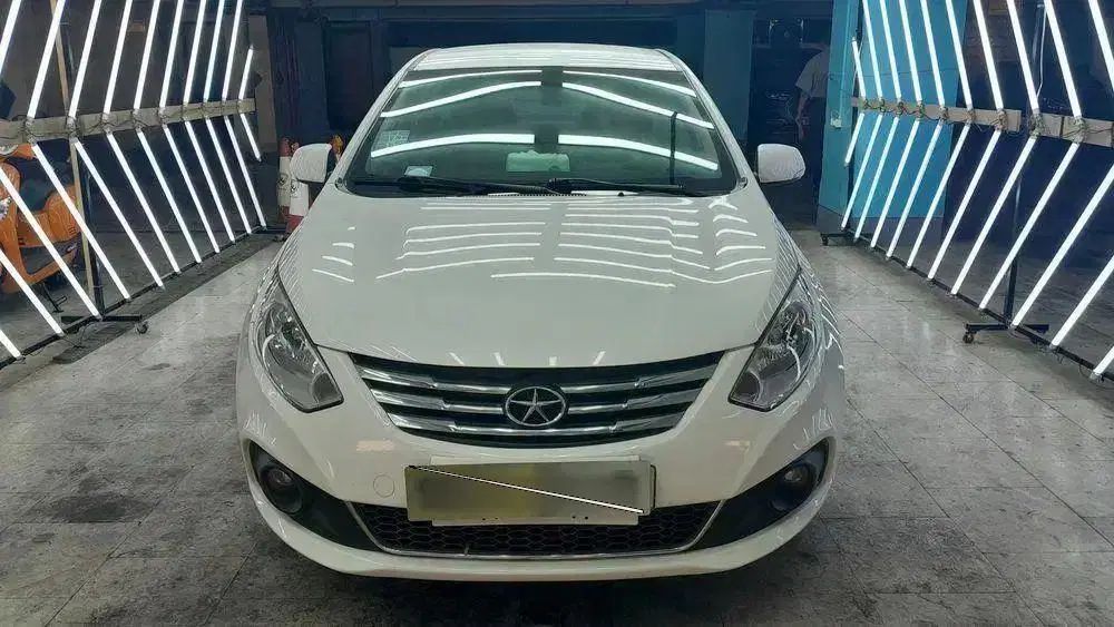 جک J4 اتوماتیک ساده - 1401