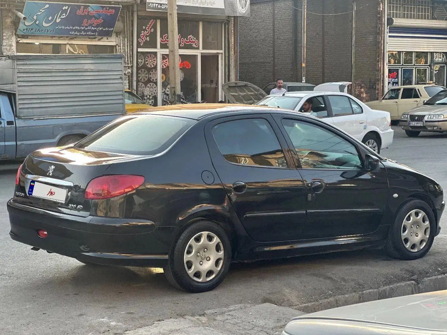 پژو ۲۰۶ صندوق دار v2 - 1389